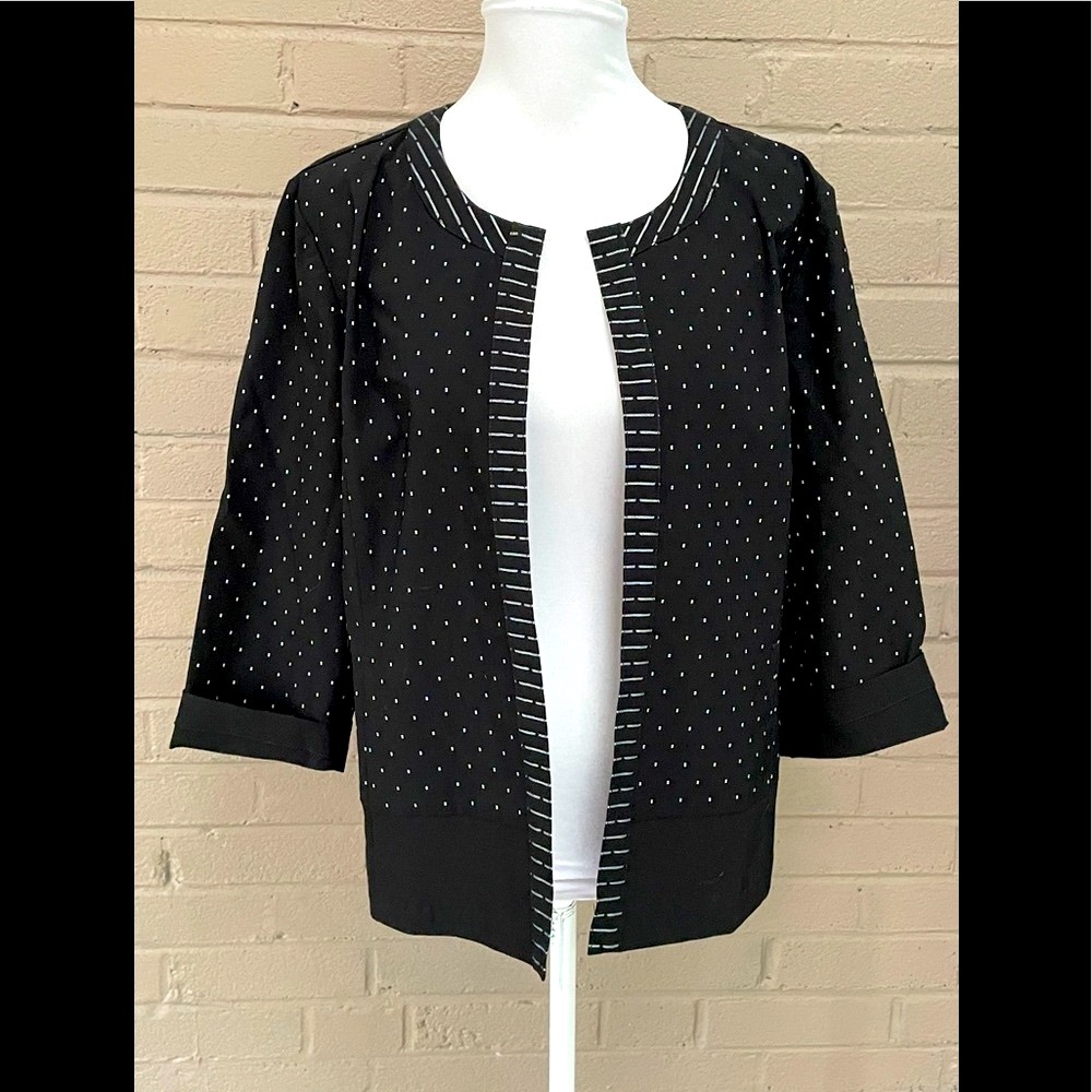 Chico’s NWT Dot print lightweight jacket (2) =12